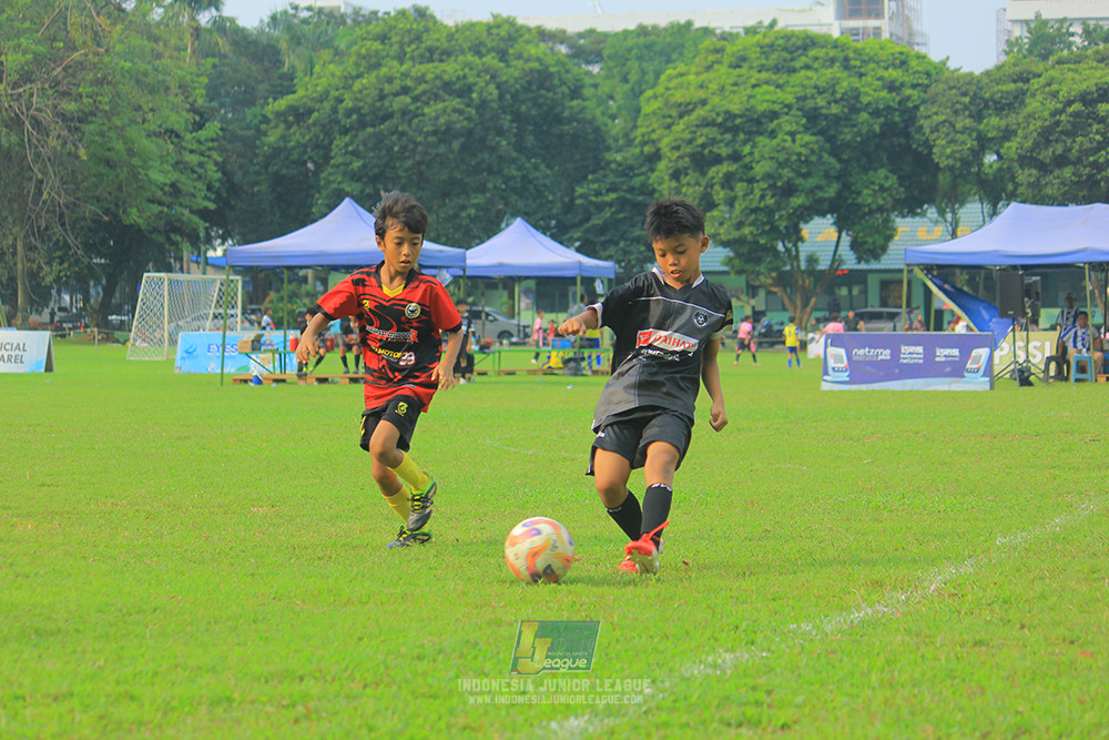 ijl u11 100526 jips soccer vs gagak muda