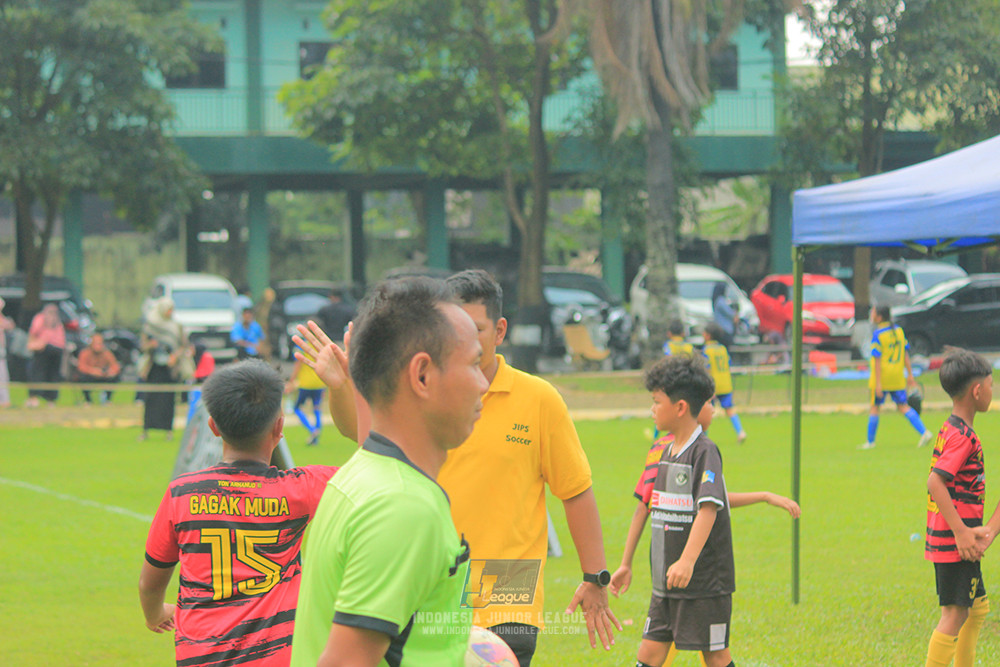ijl u11 100526 jips soccer vs gagak muda