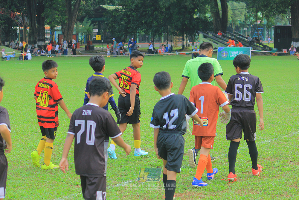 ijl u11 100526 jips soccer vs gagak muda