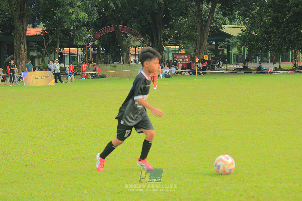 ijl u11 100526 jips soccer vs gagak muda