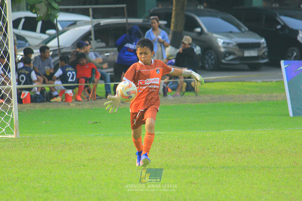 ijl u11 100526 jips soccer vs gagak muda