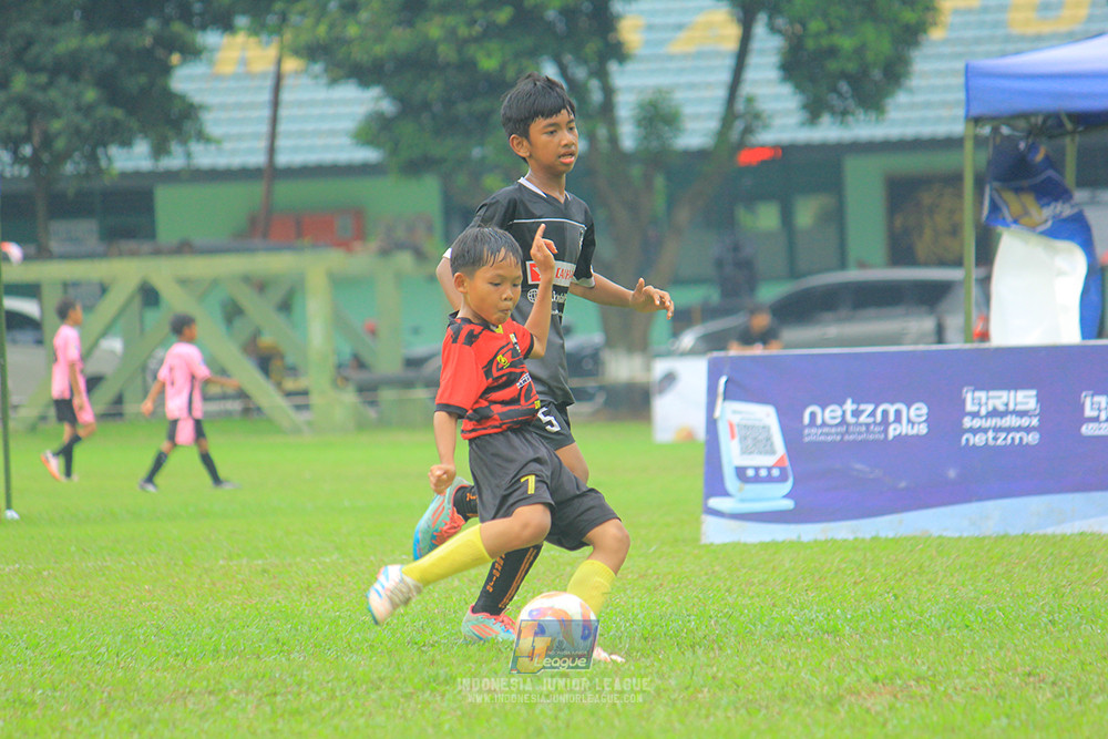 ijl u11 100526 jips soccer vs gagak muda