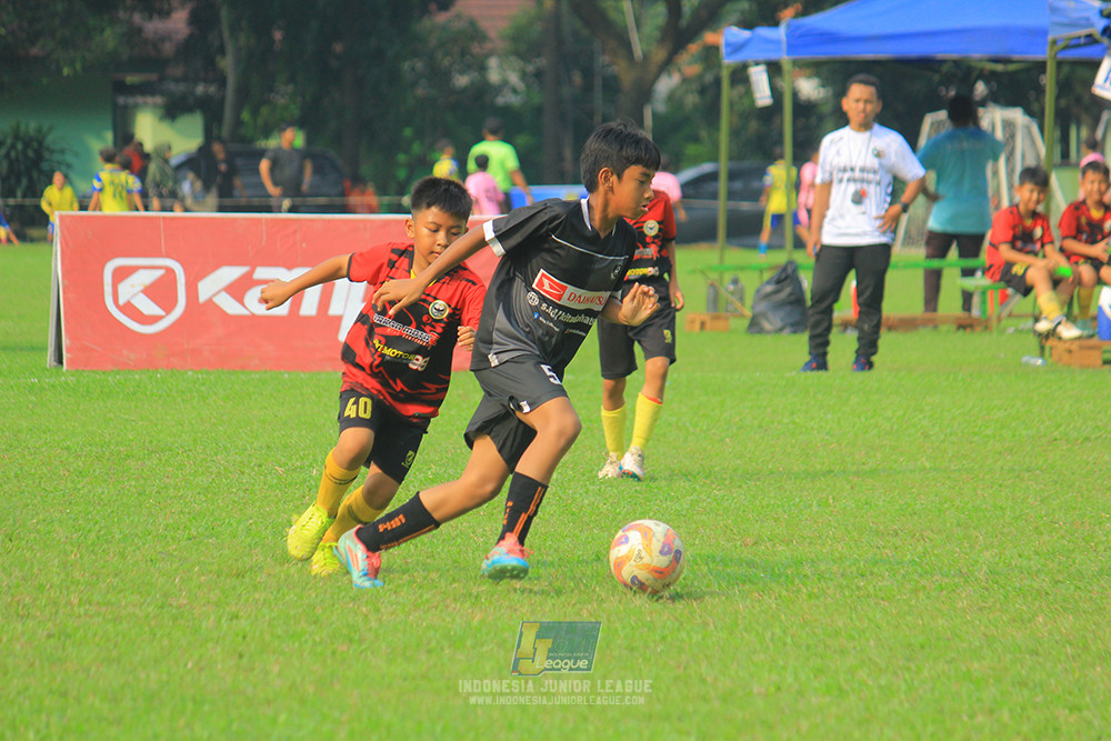 ijl u11 100526 jips soccer vs gagak muda