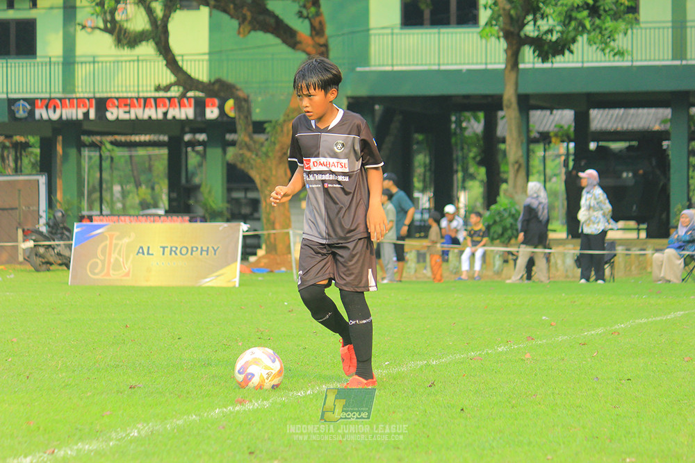 ijl u11 100526 jips soccer vs gagak muda