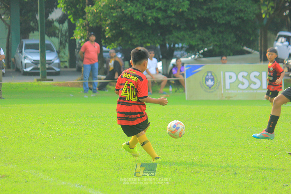ijl u11 100526 jips soccer vs gagak muda