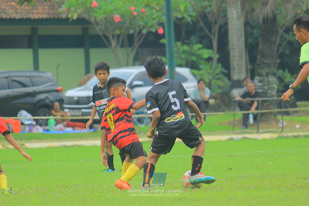 ijl u11 100526 jips soccer vs gagak muda