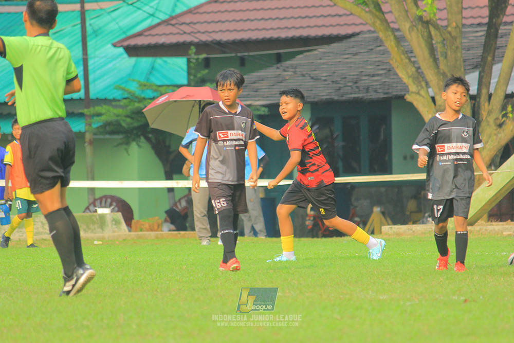ijl u11 100526 jips soccer vs gagak muda