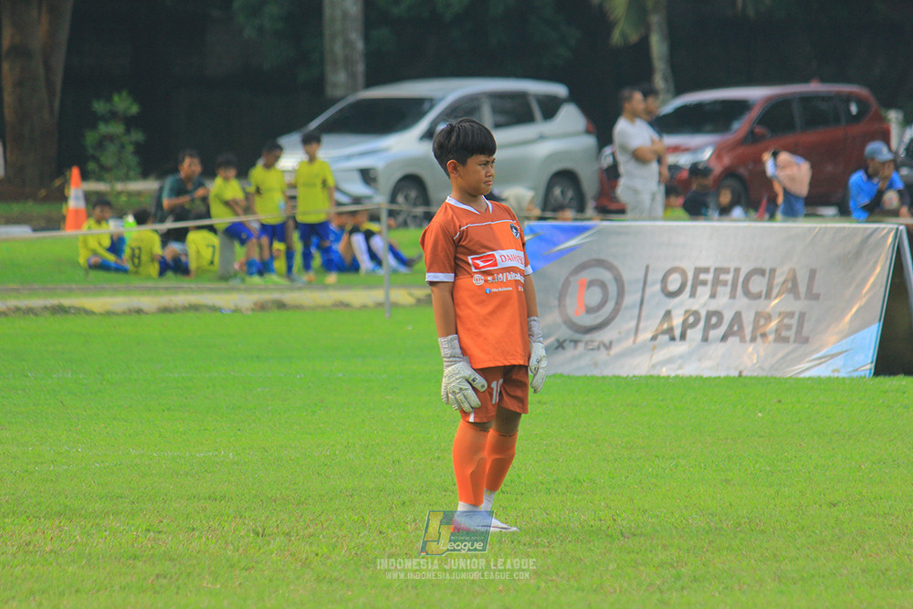 ijl u11 100526 jips soccer vs gagak muda