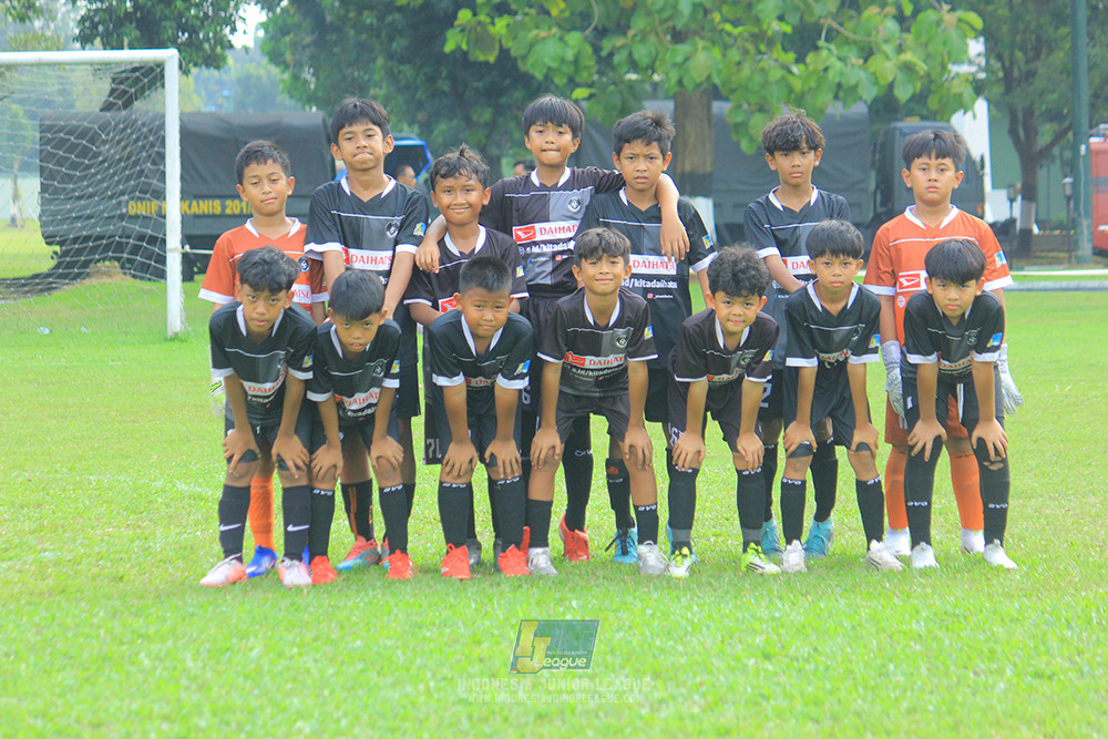 ijl u11 100526 jips soccer vs gagak muda