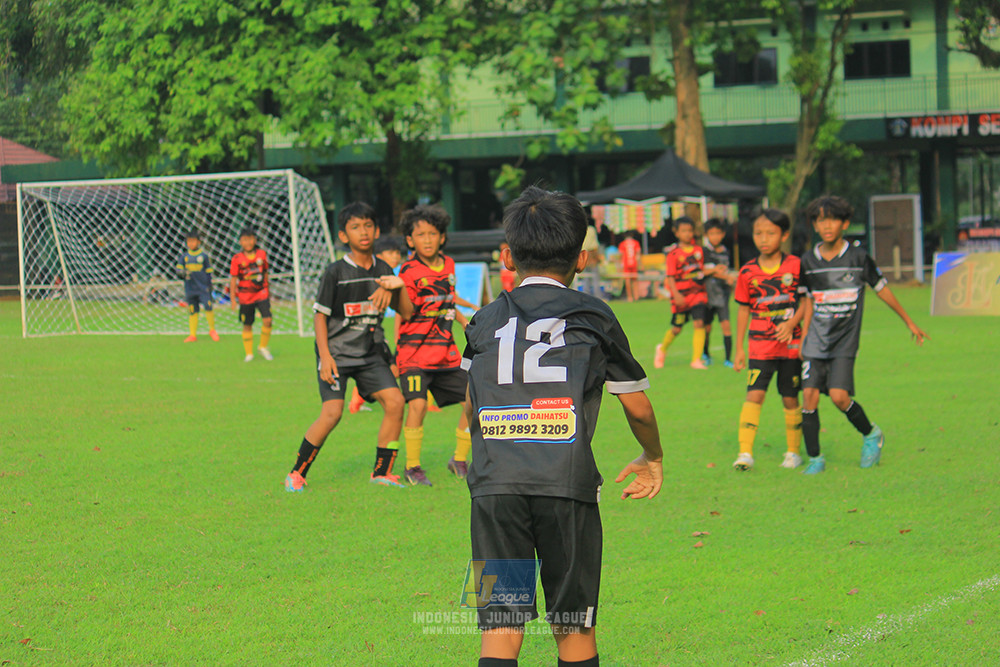 ijl u11 100526 jips soccer vs gagak muda