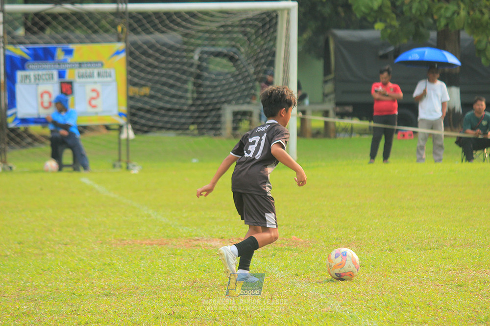 ijl u11 100526 jips soccer vs gagak muda