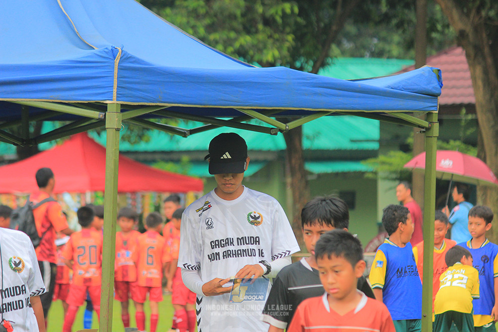 ijl u11 100526 jips soccer vs gagak muda