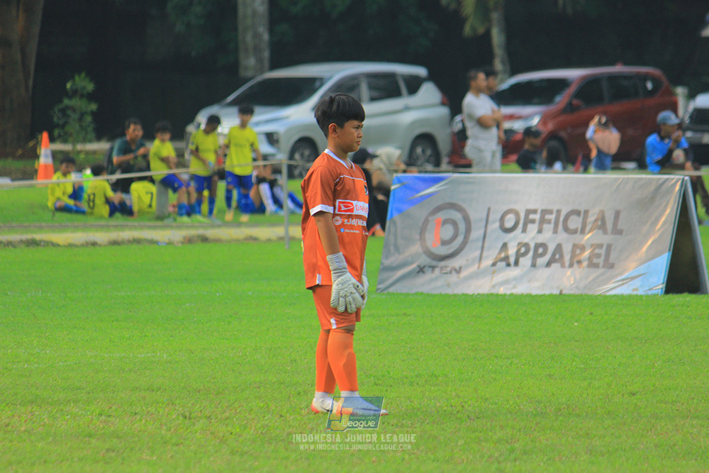 ijl u11 100526 jips soccer vs gagak muda