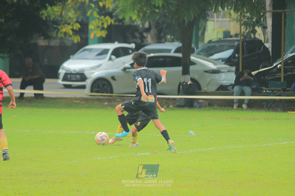 ijl u11 100526 jips soccer vs gagak muda