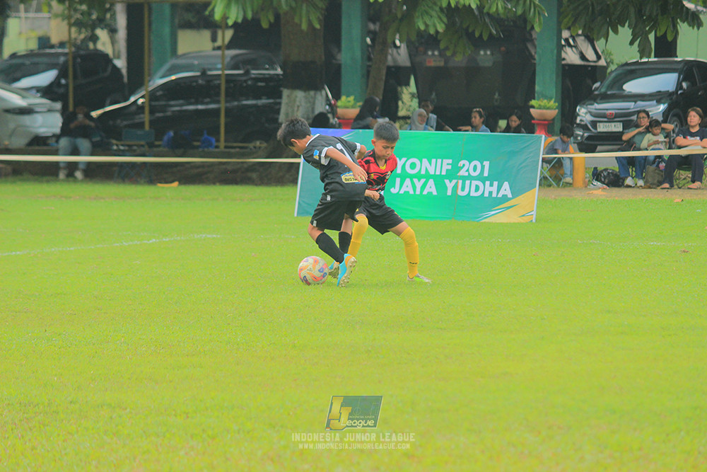 ijl u11 100526 jips soccer vs gagak muda