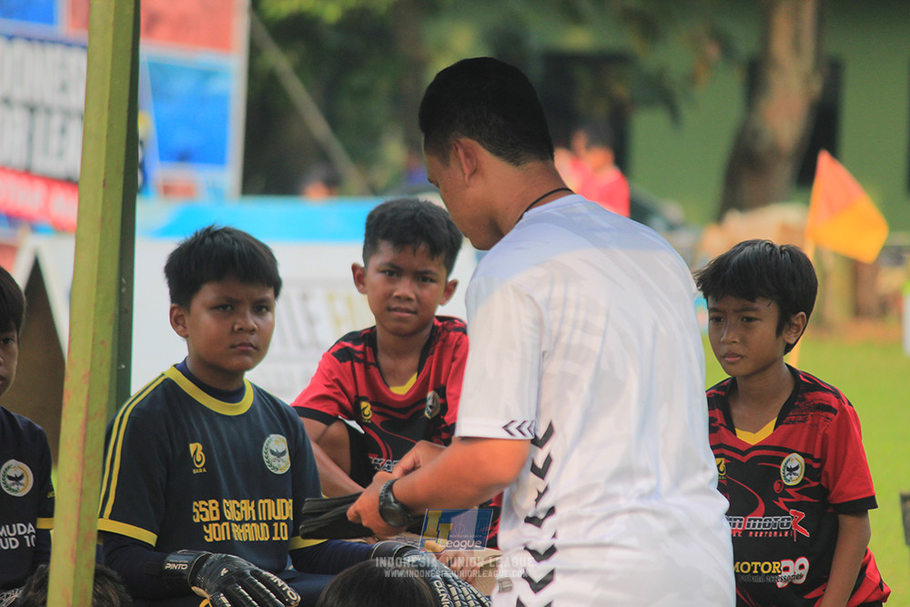 ijl u11 100526 jips soccer vs gagak muda