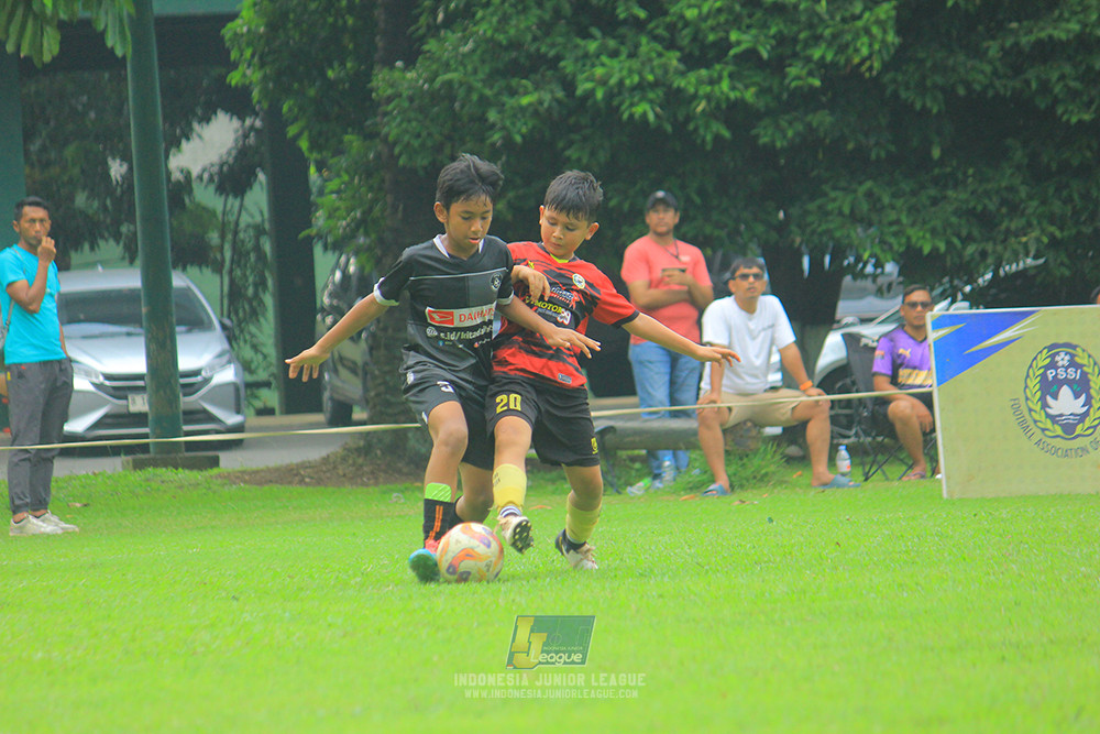 ijl u11 100526 jips soccer vs gagak muda