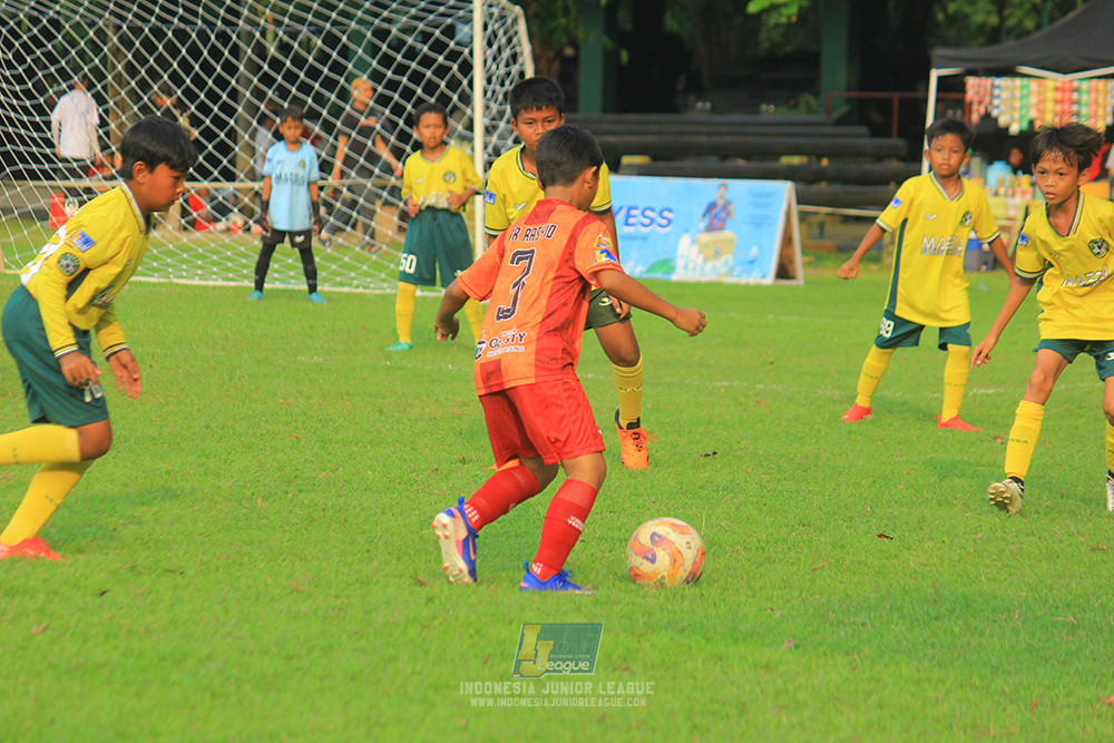 ijl u11 100526 karawang youth soccer vs maesa pararaider army