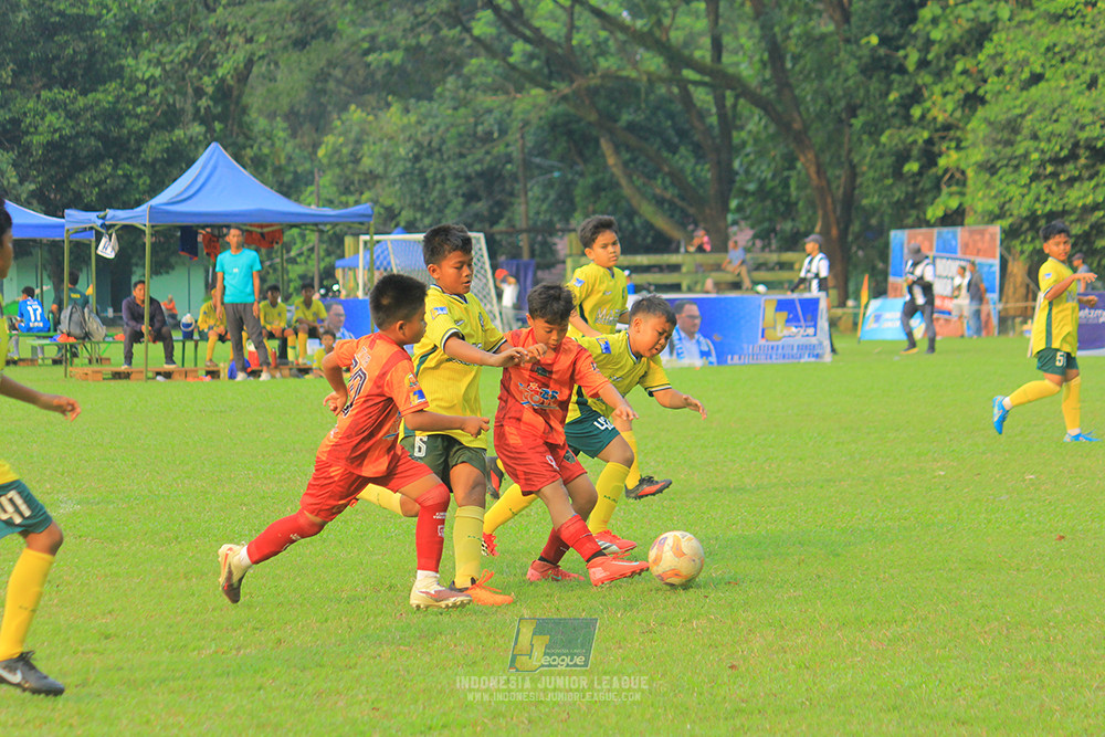 ijl u11 100526 karawang youth soccer vs maesa pararaider army