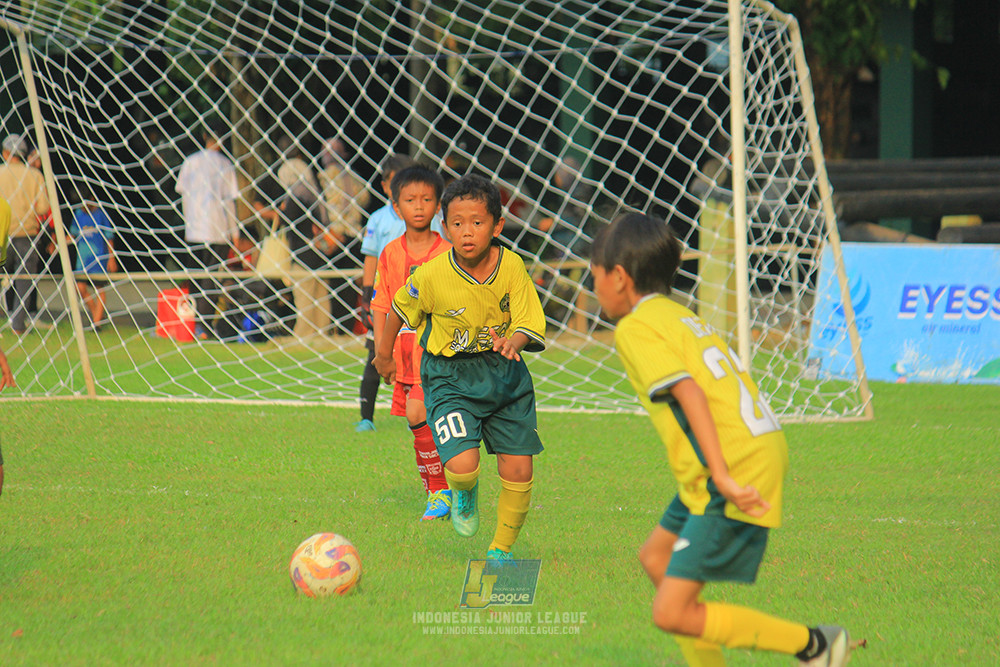 ijl u11 100526 karawang youth soccer vs maesa pararaider army