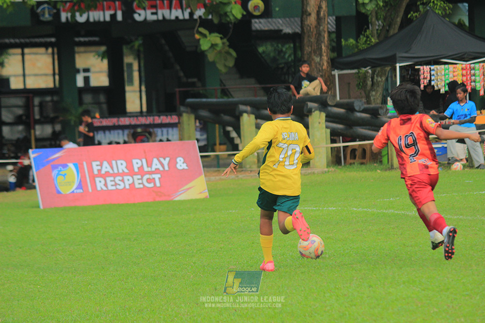 ijl u11 100526 karawang youth soccer vs maesa pararaider army