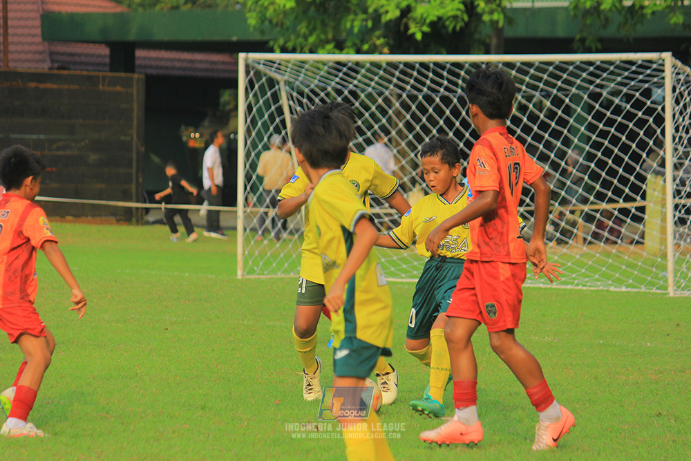 ijl u11 100526 karawang youth soccer vs maesa pararaider army