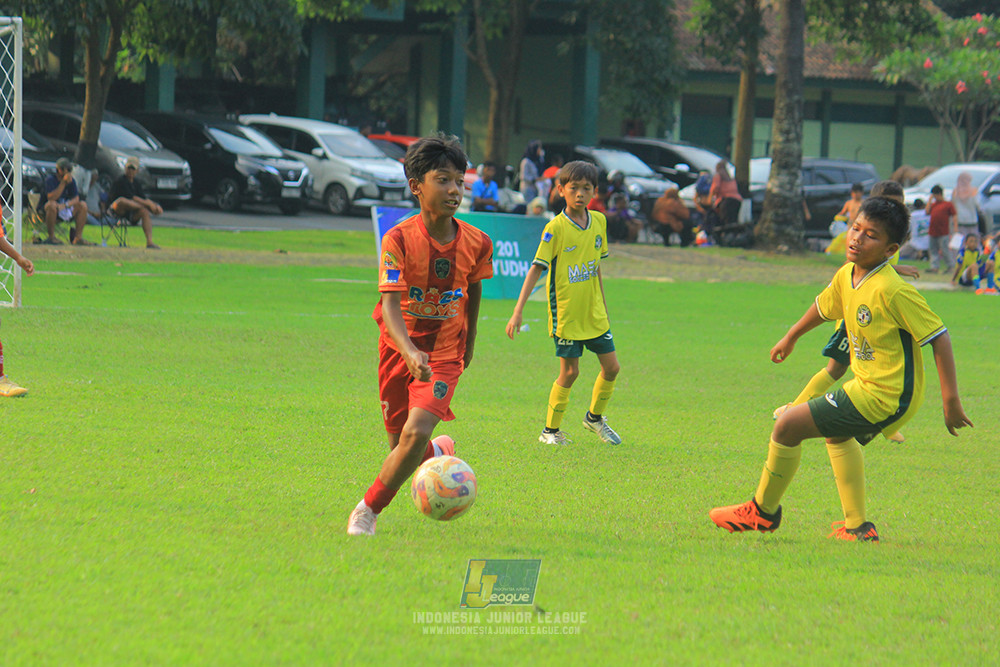 ijl u11 100526 karawang youth soccer vs maesa pararaider army