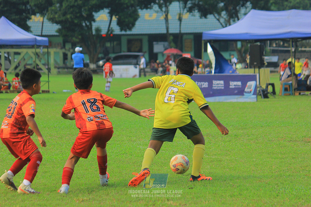 ijl u11 100526 karawang youth soccer vs maesa pararaider army