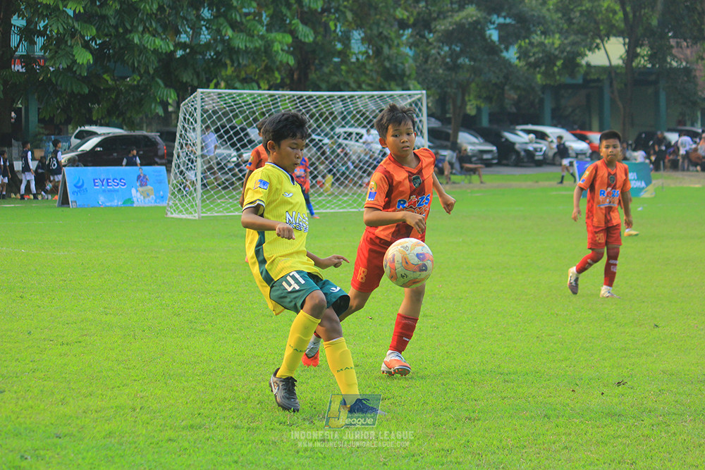 ijl u11 100526 karawang youth soccer vs maesa pararaider army