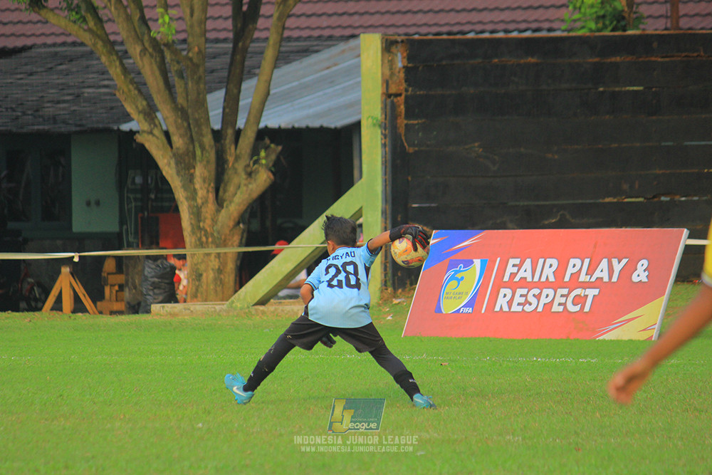 ijl u11 100526 karawang youth soccer vs maesa pararaider army