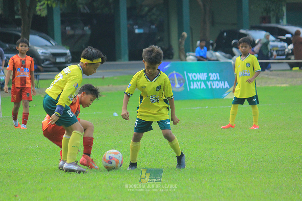 ijl u11 100526 karawang youth soccer vs maesa pararaider army