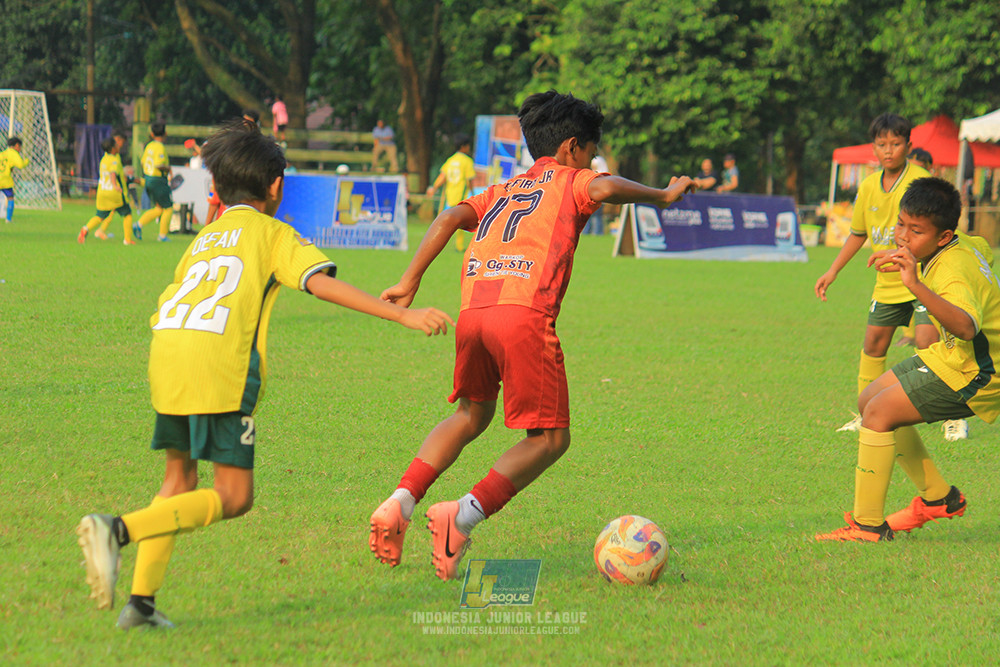 ijl u11 100526 karawang youth soccer vs maesa pararaider army