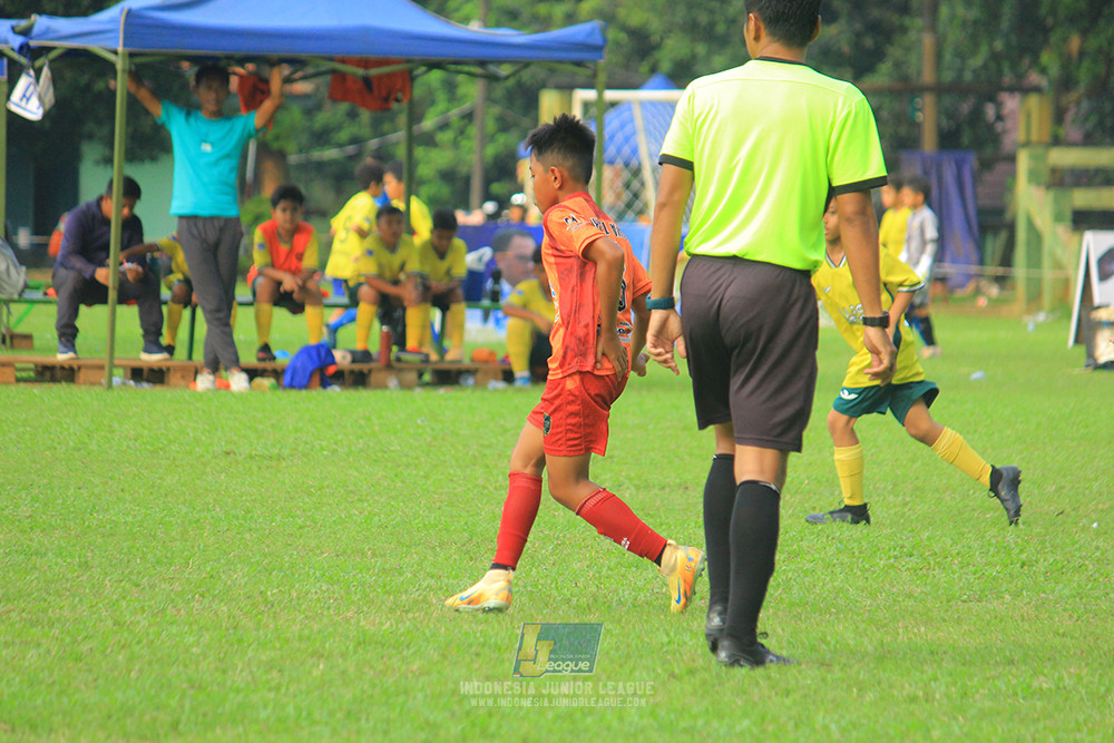 ijl u11 100526 karawang youth soccer vs maesa pararaider army
