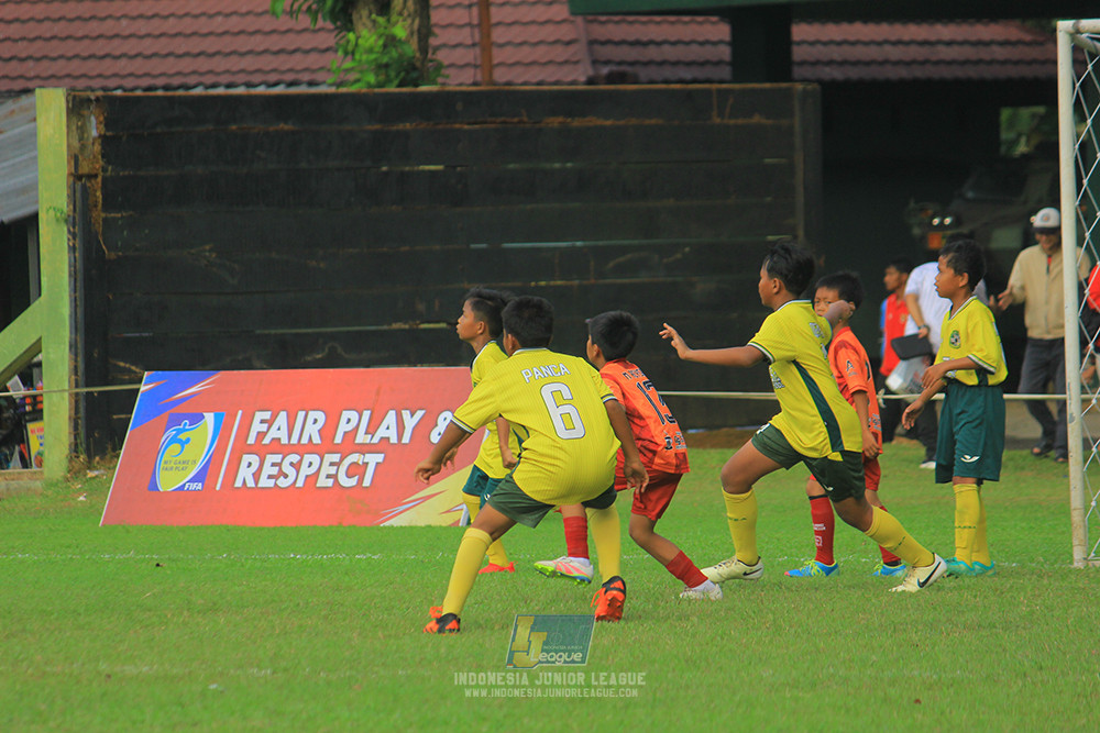 ijl u11 100526 karawang youth soccer vs maesa pararaider army