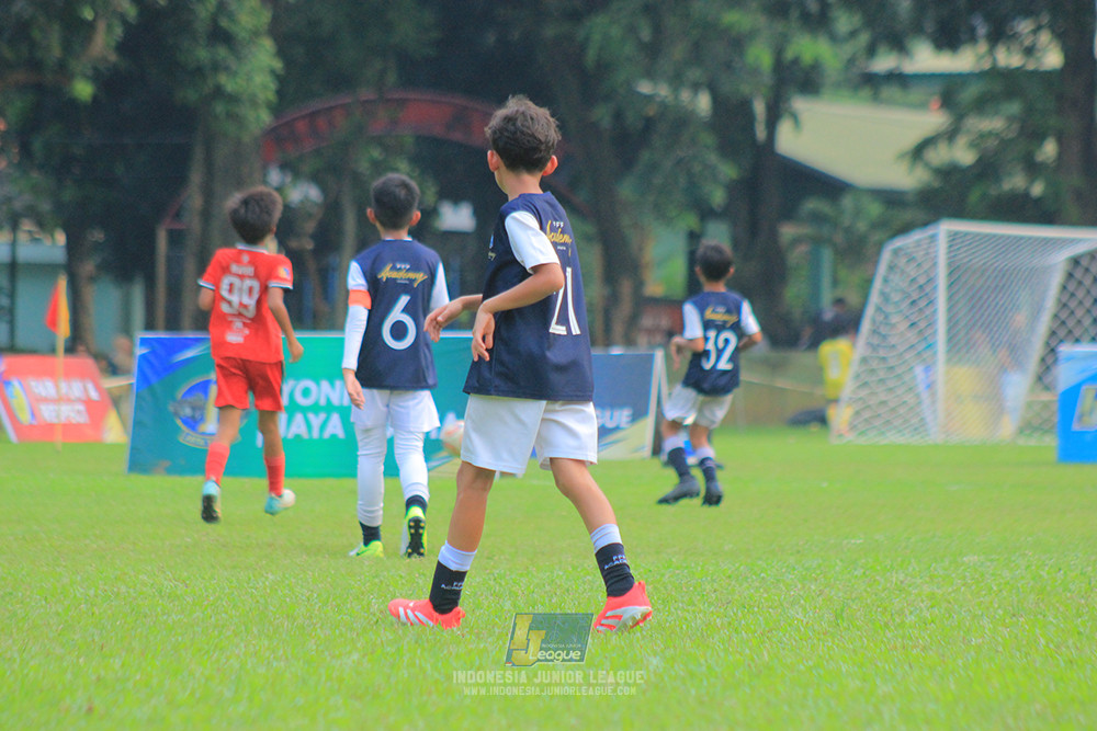 ijl u11 100526 kids soccer family vs fff academy blue