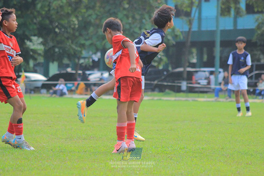 ijl u11 100526 kids soccer family vs fff academy blue