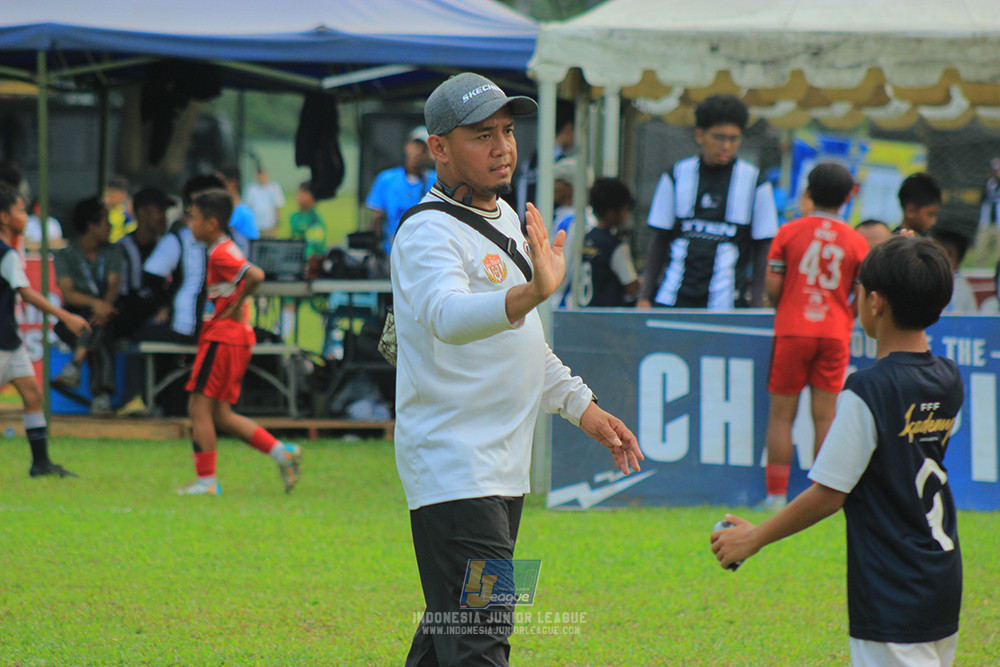 ijl u11 100526 kids soccer family vs fff academy blue
