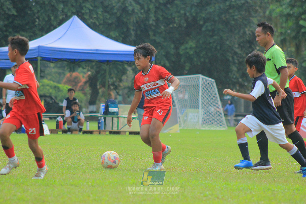 ijl u11 100526 kids soccer family vs fff academy blue