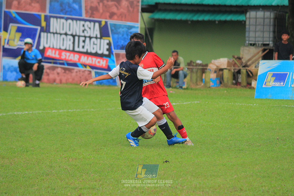 ijl u11 100526 kids soccer family vs fff academy blue