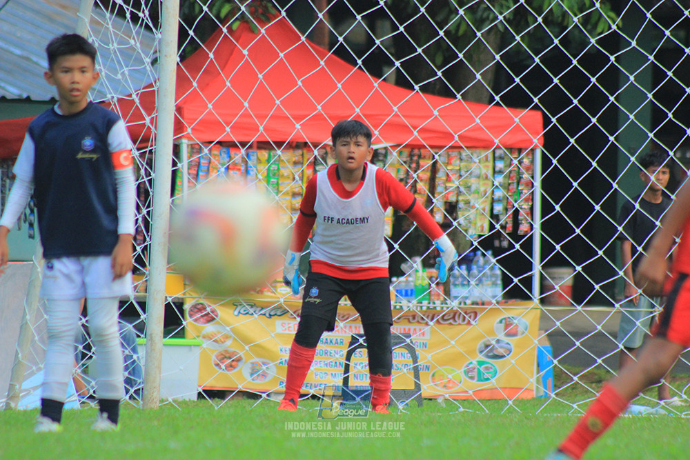 ijl u11 100526 kids soccer family vs fff academy blue