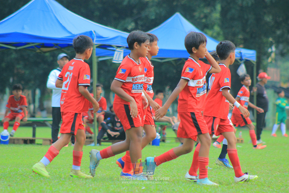 ijl u11 100526 kids soccer family vs fff academy blue