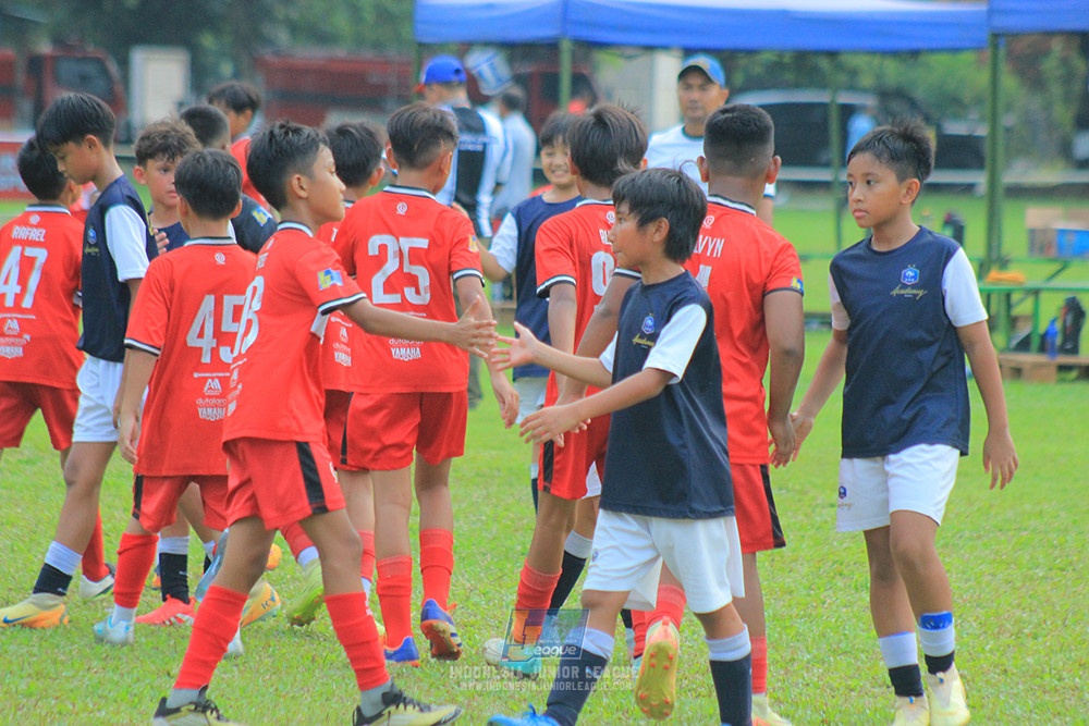 ijl u11 100526 kids soccer family vs fff academy blue