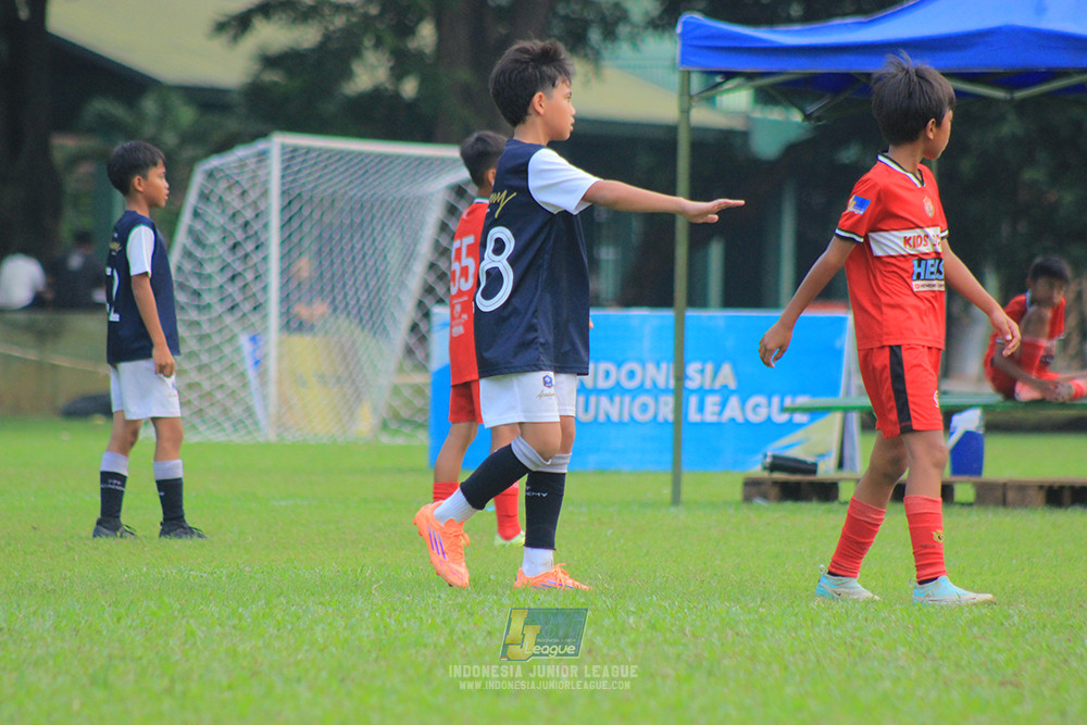 ijl u11 100526 kids soccer family vs fff academy blue