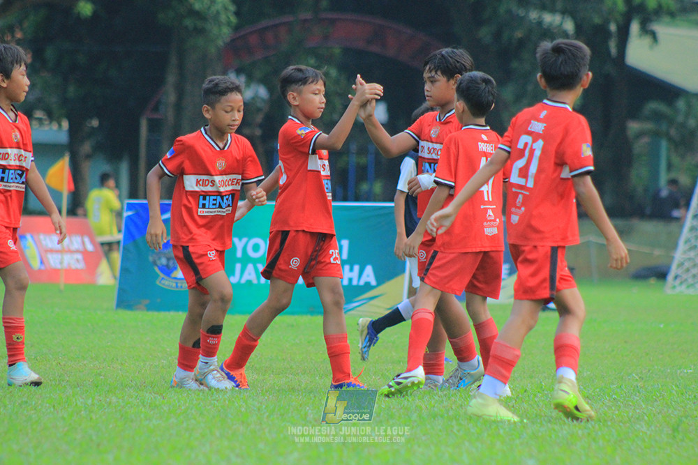 ijl u11 100526 kids soccer family vs fff academy blue