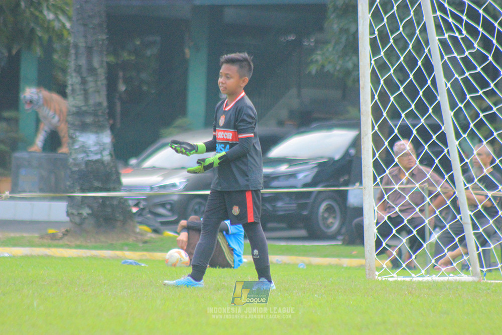 ijl u11 100526 kids soccer family vs fff academy blue