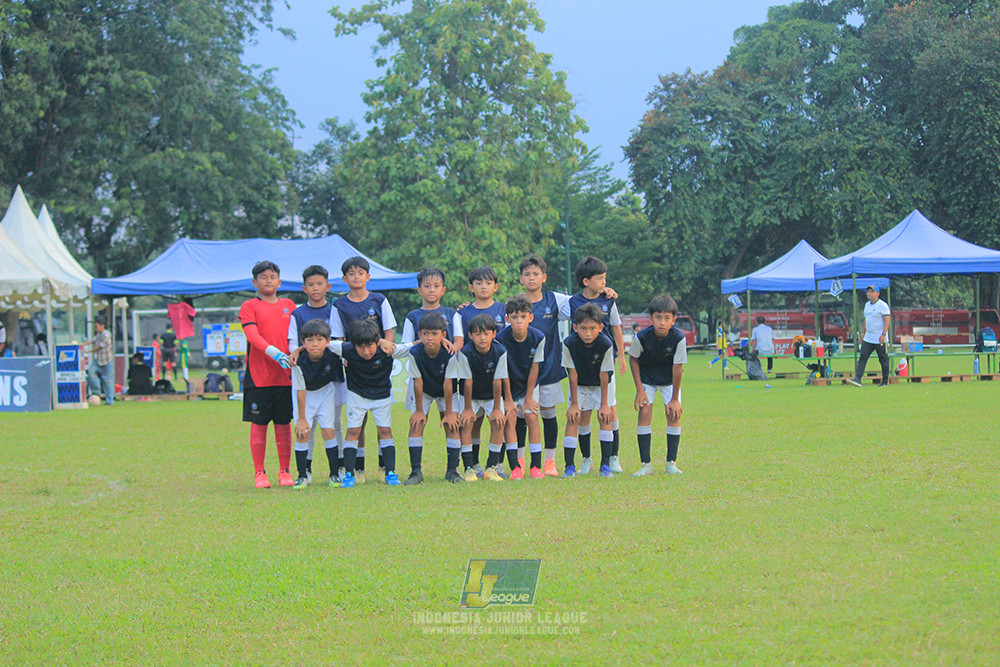 ijl u11 100526 kids soccer family vs fff academy blue