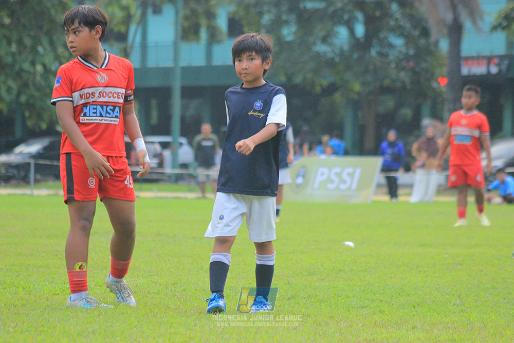 ijl u11 100526 kids soccer family vs fff academy blue