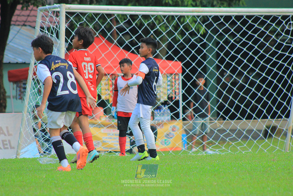 ijl u11 100526 kids soccer family vs fff academy blue