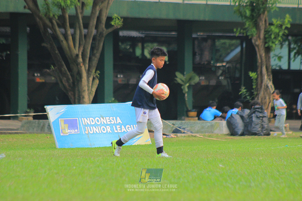 ijl u11 100526 kids soccer family vs fff academy blue