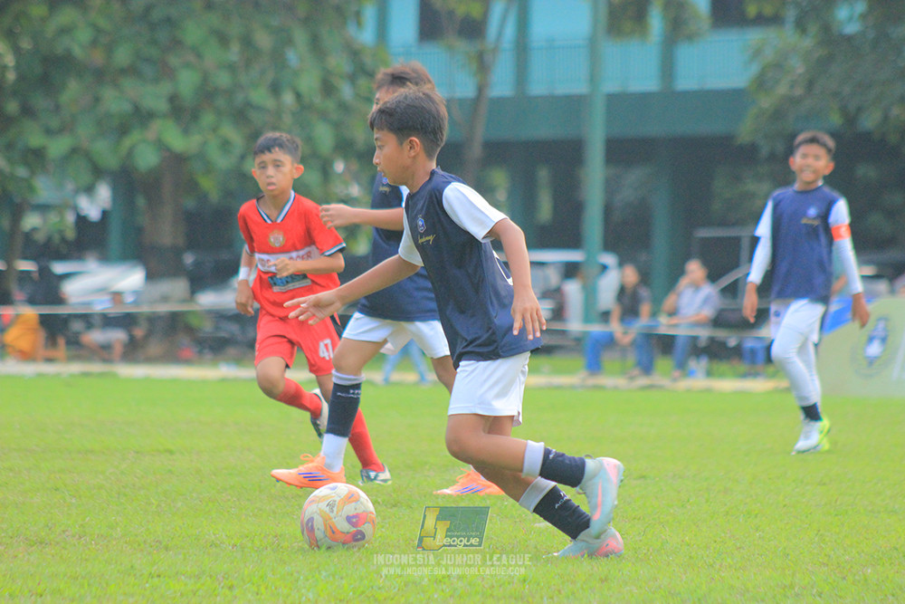 ijl u11 100526 kids soccer family vs fff academy blue